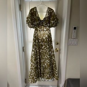 Summer maxi dress with tie back